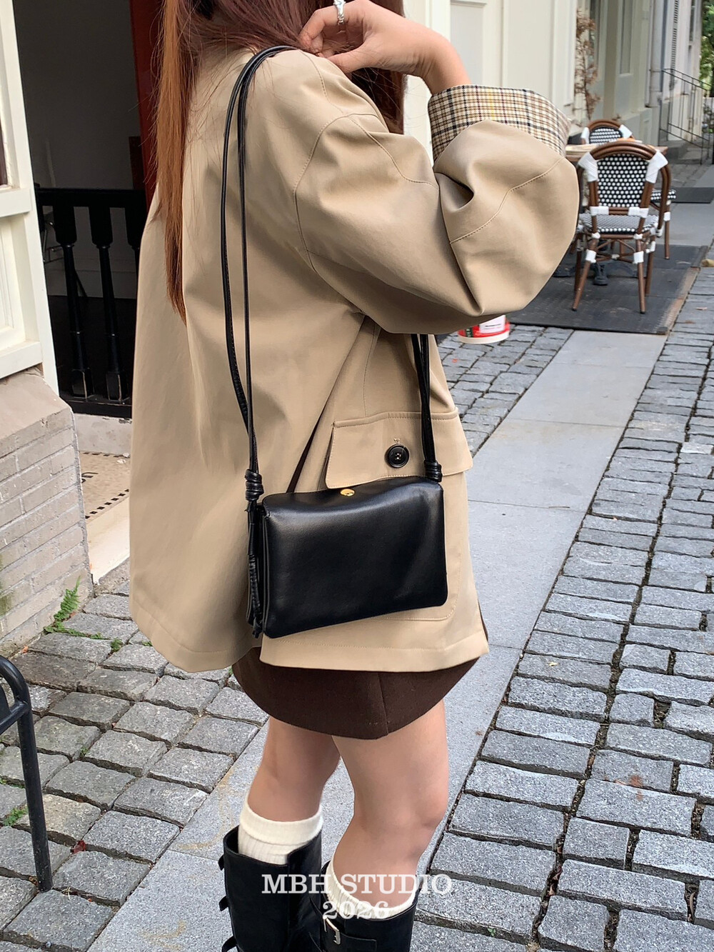 MBH Lambskin Multi-Compartment Envelope Crossbody Bag Simple Versatile - Image 3